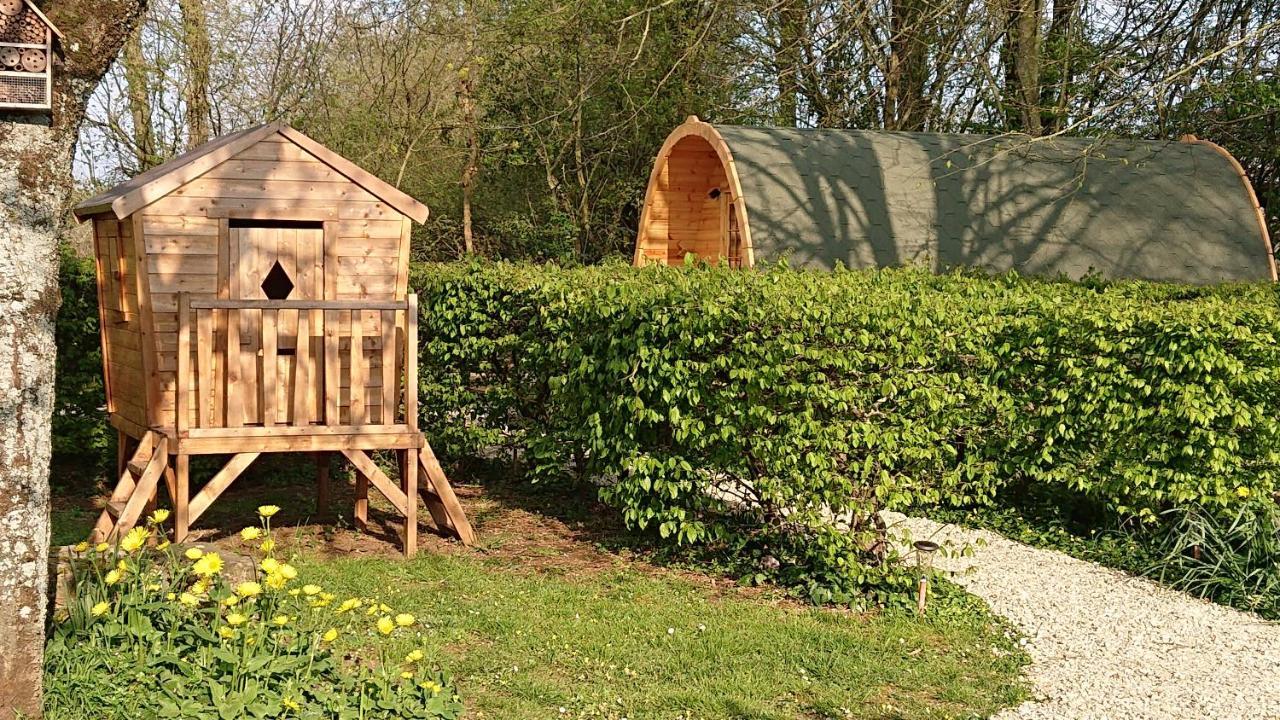Cabane En Bois Avec Bain Nordique Asnieres-sur-Vegre Exteriör bild