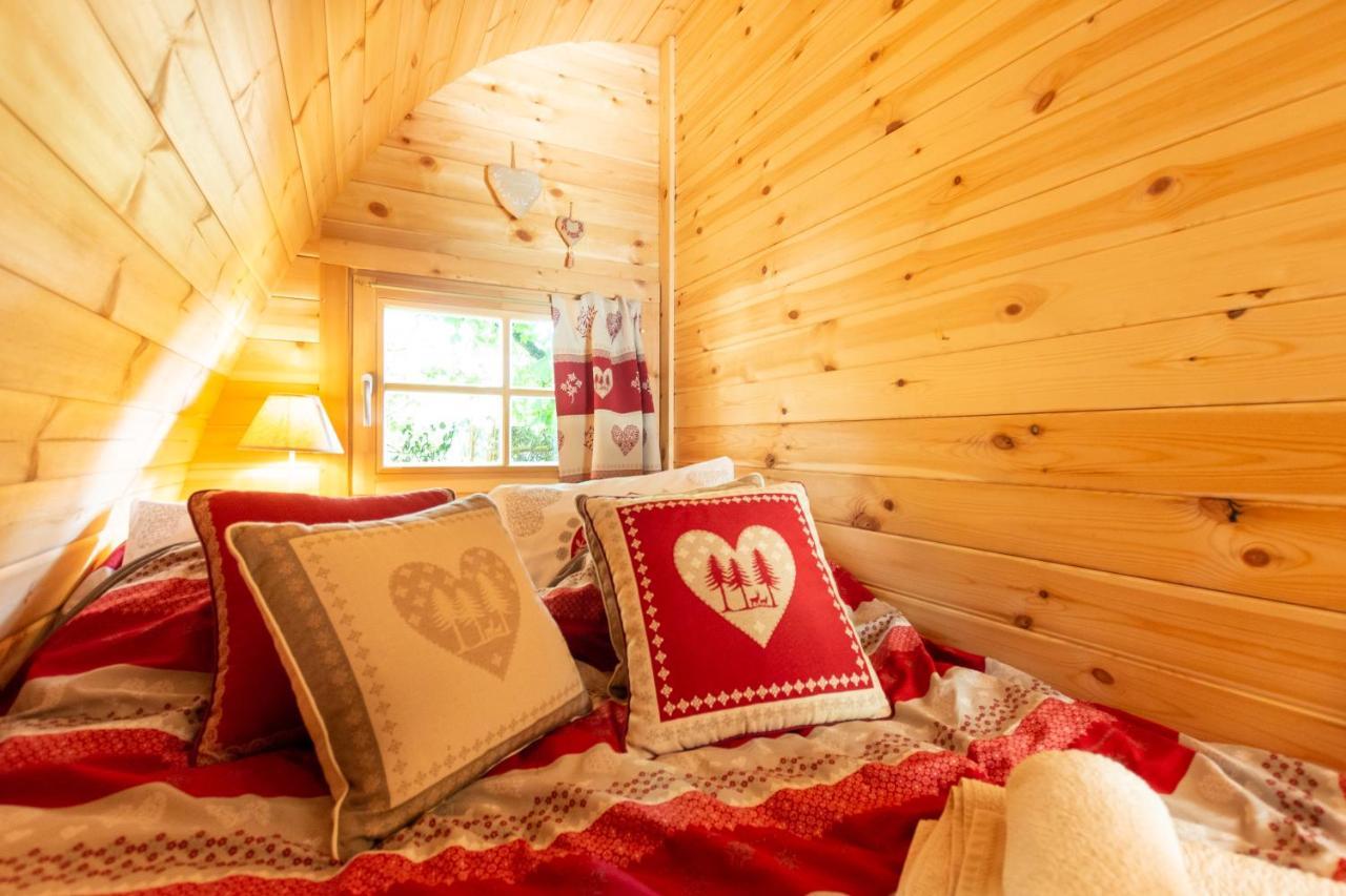 Cabane En Bois Avec Bain Nordique Asnieres-sur-Vegre Exteriör bild