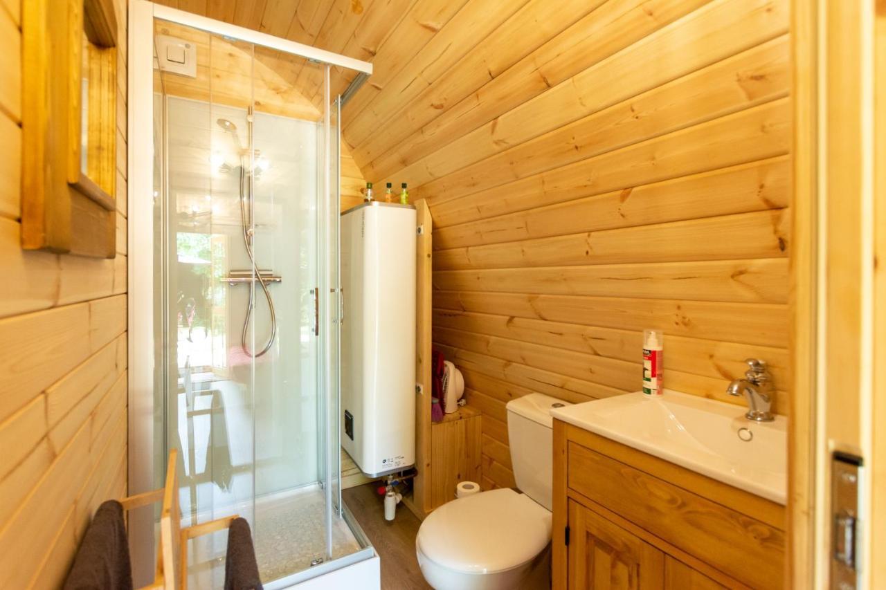 Cabane En Bois Avec Bain Nordique Asnieres-sur-Vegre Exteriör bild